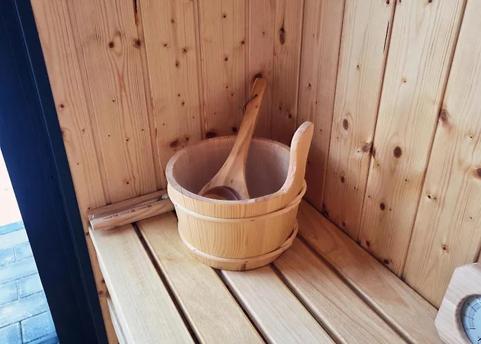 Mierzyn Sauna & Jacuzzi * Miedzychod