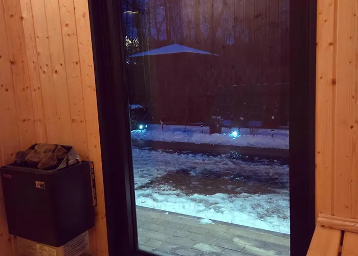 Mierzyn Sauna & Jacuzzi Miedzychod