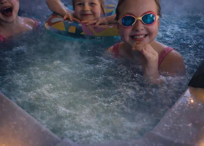 Mierzyn Sauna & Jacuzzi Apartamento *